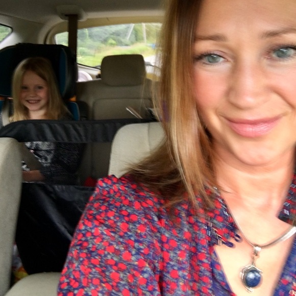 Meet your Posher, Laurie - Picture 1 of 1